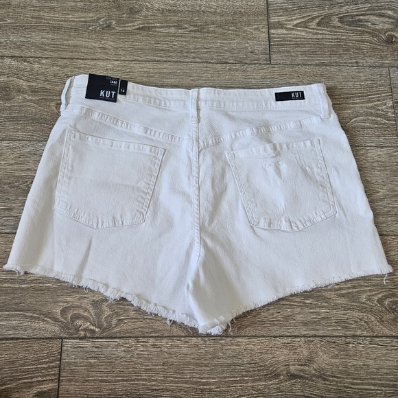 Kut From The Kloth Jane High Rise Short in White Denim - Picture 2 of 9